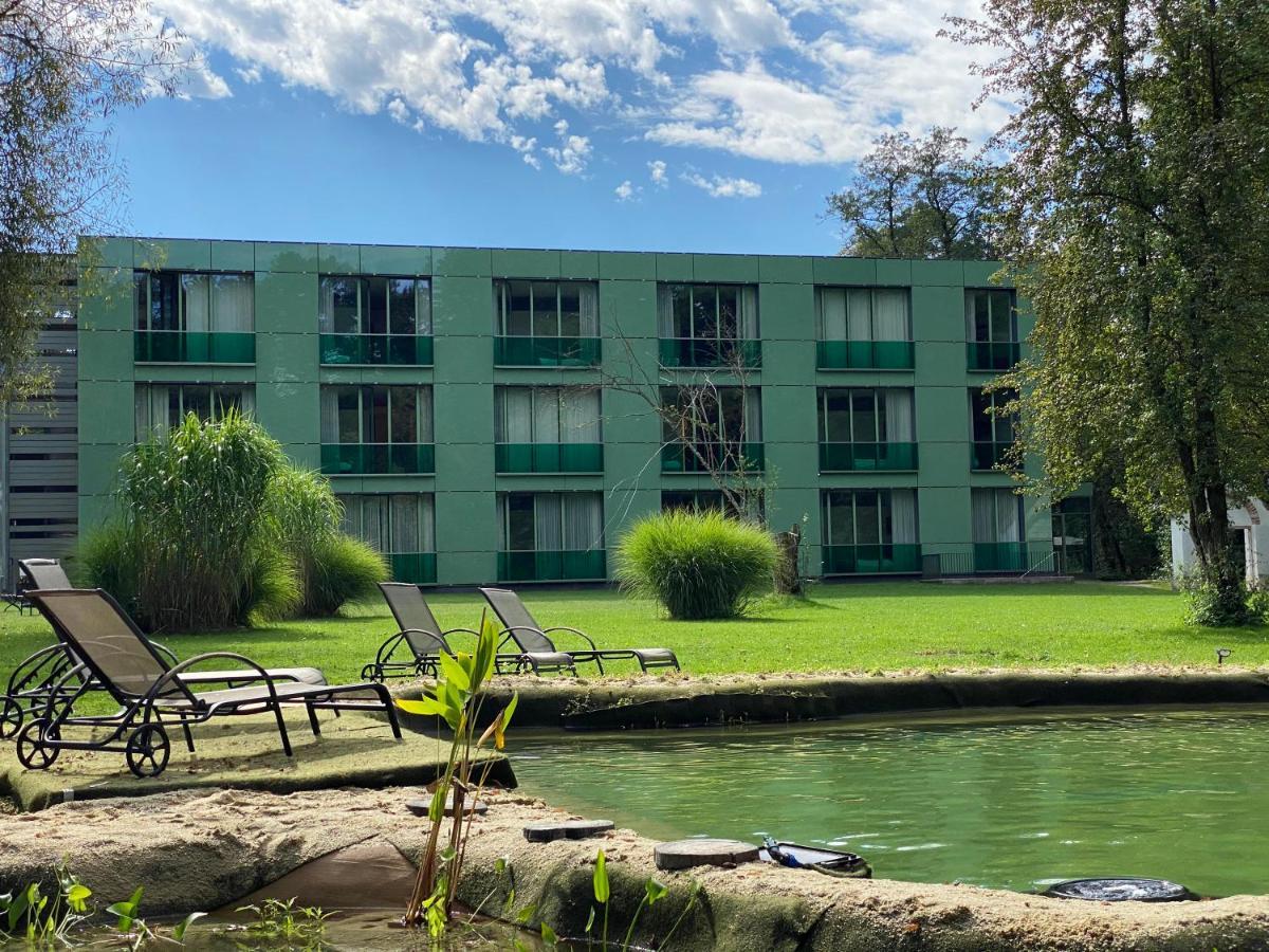 Schlossparkhotel Mariakirchen Arnstorf Exterior photo